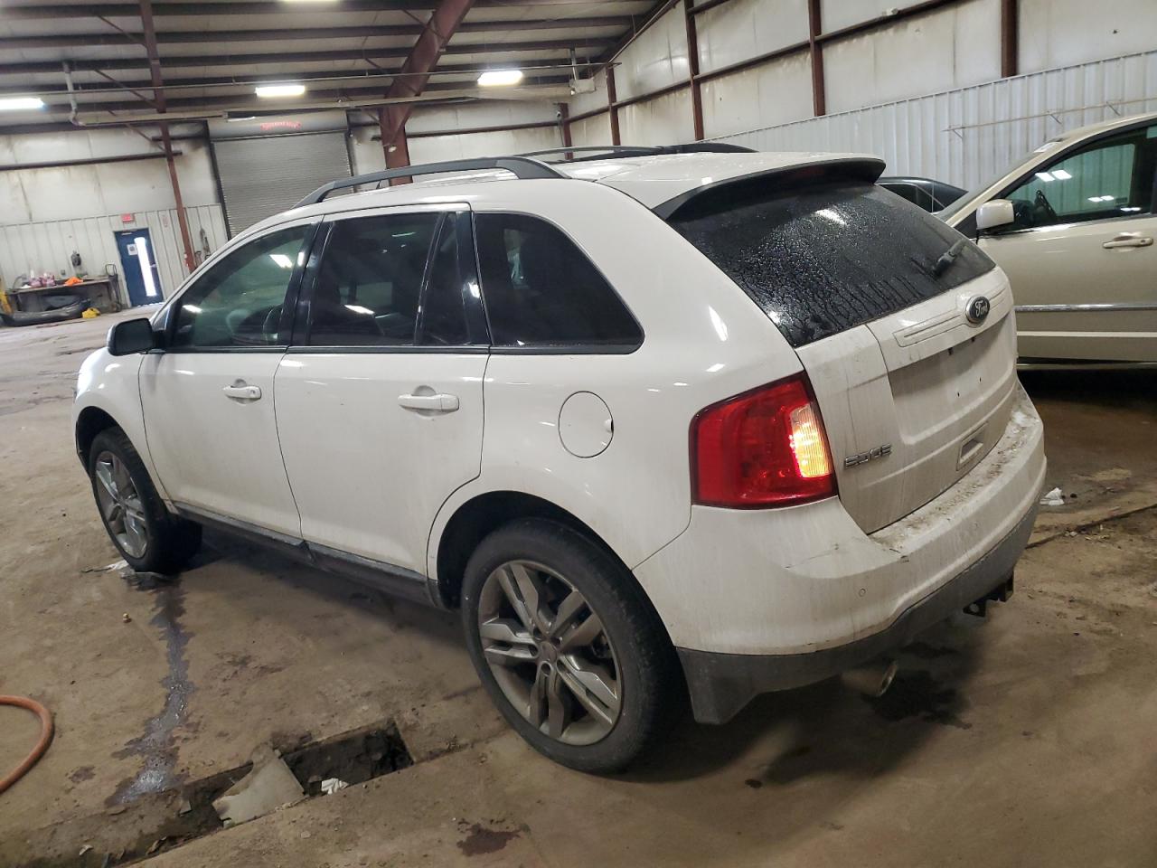 2013 Ford Edge - Image 2