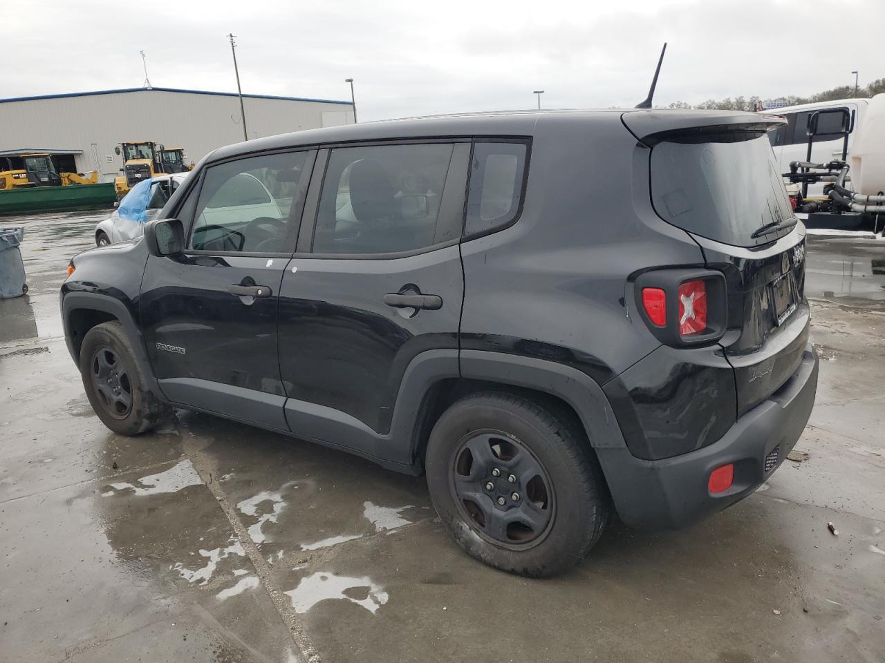 2017 Jeep Renegade - Image 2