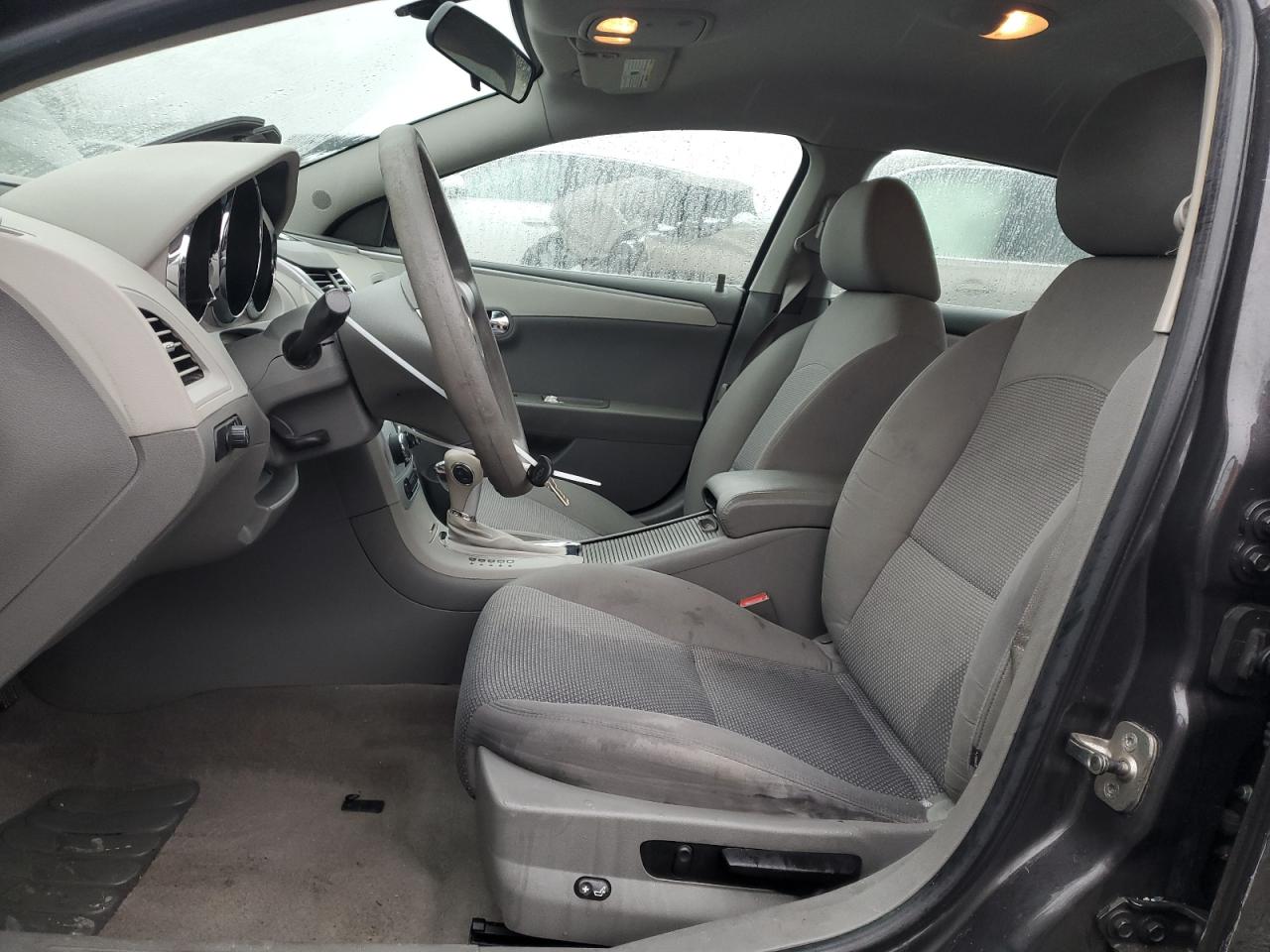 2011 Chevrolet Malibu - Image 7