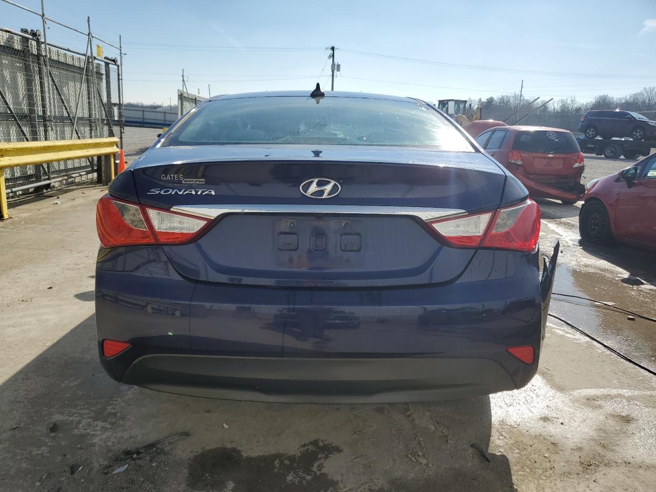 2014 Hyundai Sonata - Image 6