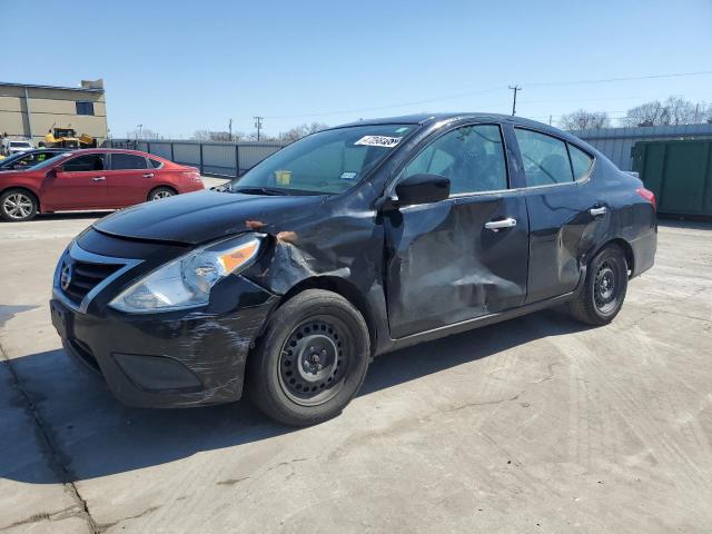  NISSAN VERSA 2019 Чорний