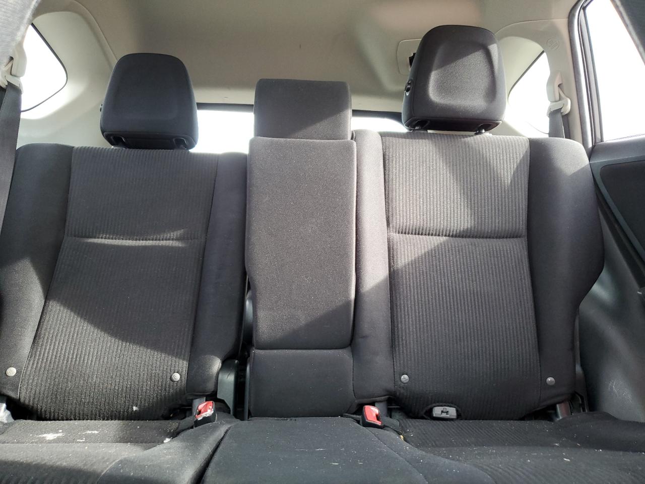 2015 Toyota RAV 4 - Image 10