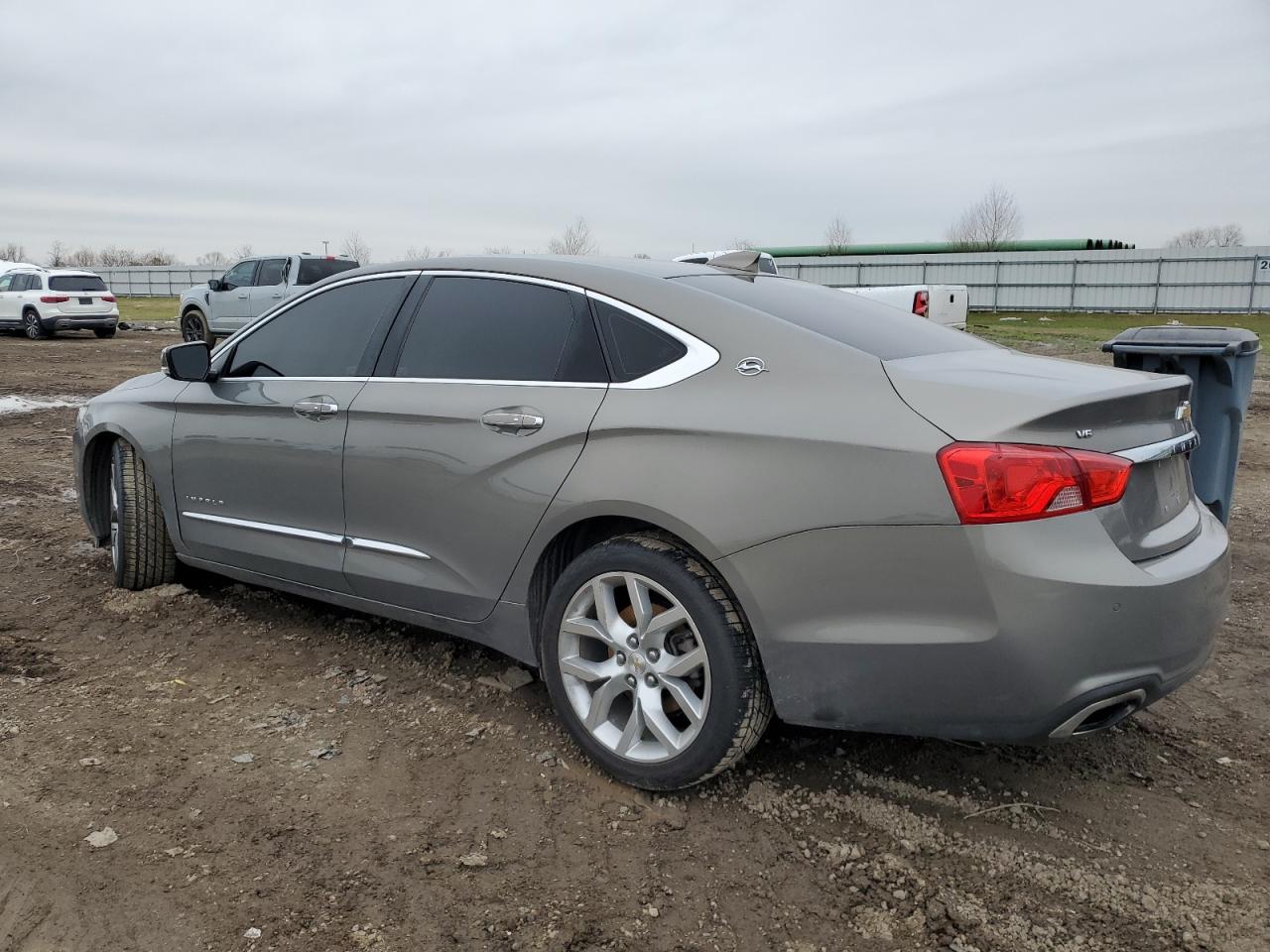 2018 Chevrolet Impala - Image 2