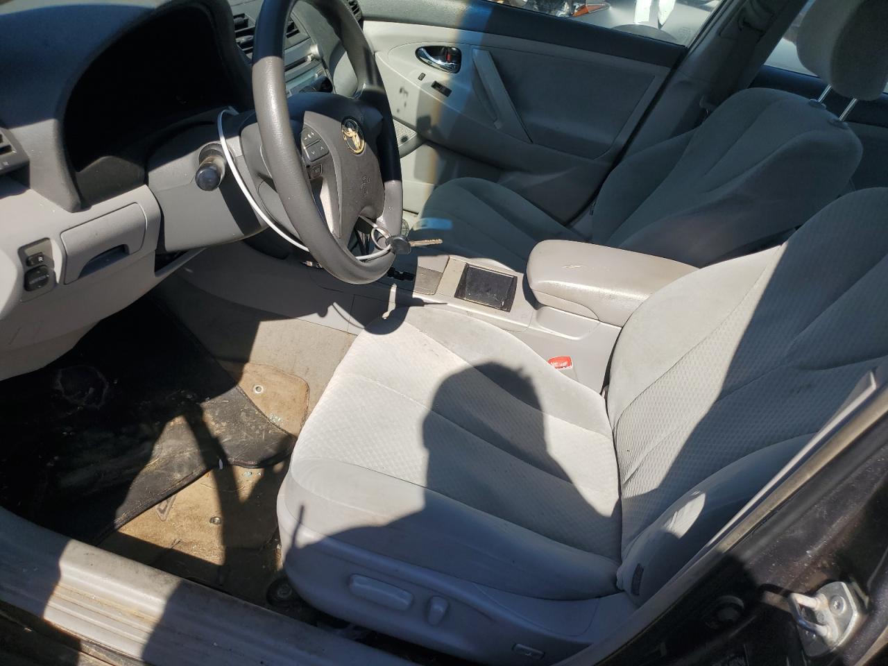 2009 Toyota Camry - Image 7