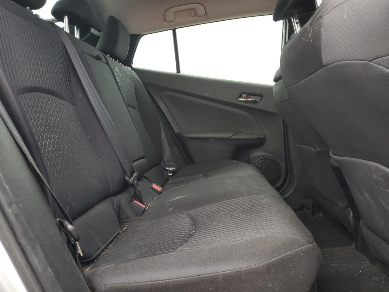 2018 Toyota Prius - Image 10