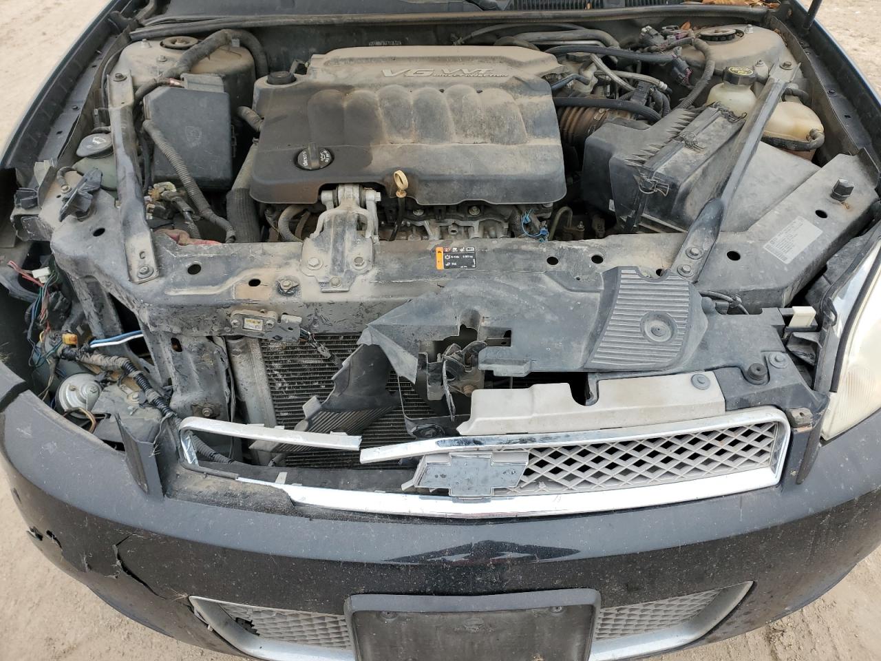 2014 Chevrolet Impala - Image 11
