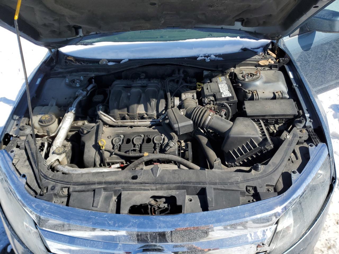 2012 Ford Fusion - Image 11