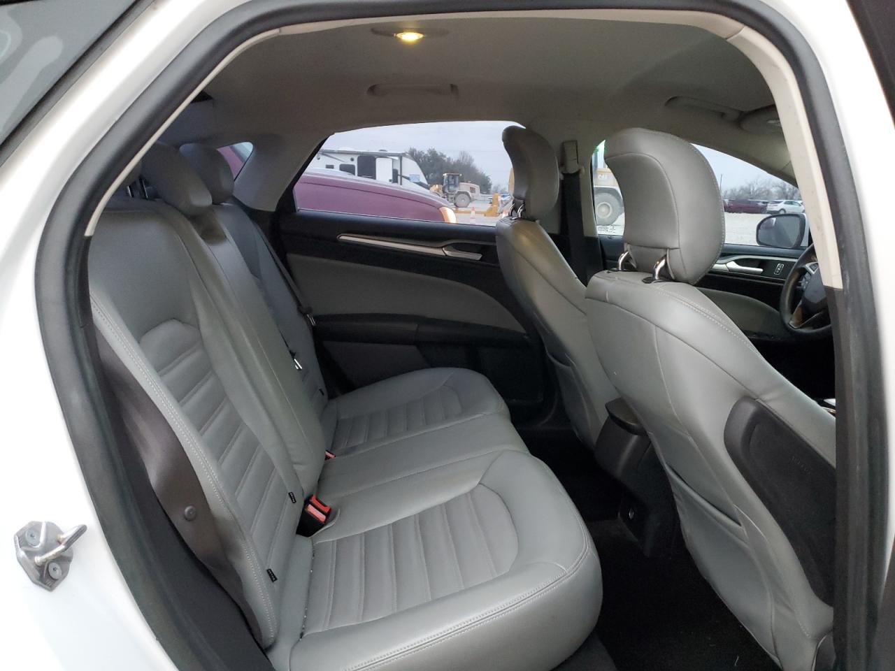 2014 Ford Fusion - Image 10
