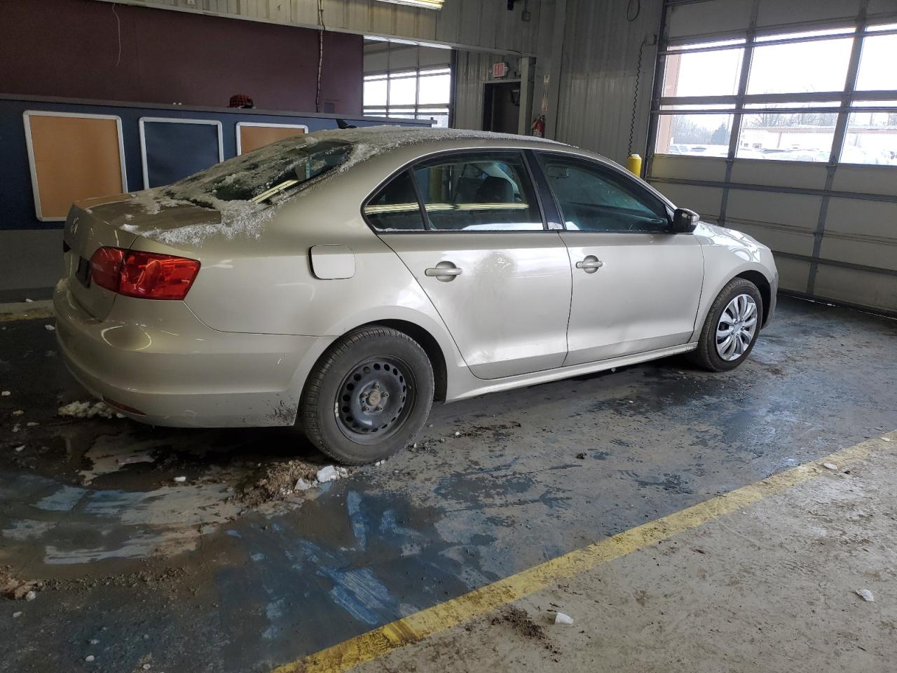 2014 Volkswagen Jetta - Image 3