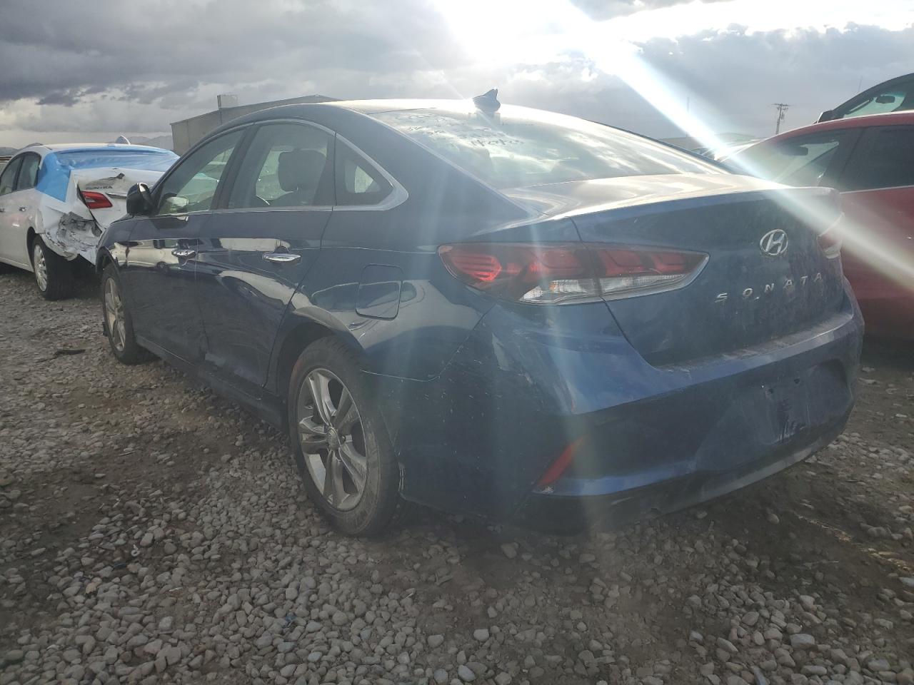 2018 Hyundai Sonata - Image 2