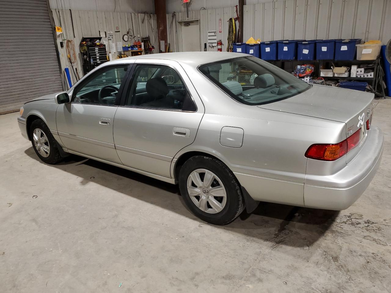 2000 Toyota Camry - Image 2