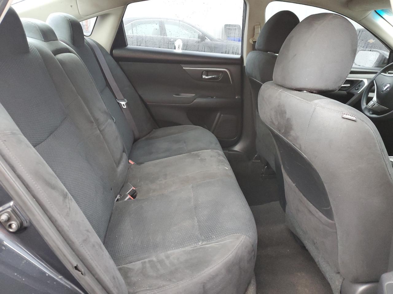 2015 Nissan Altima - Image 10