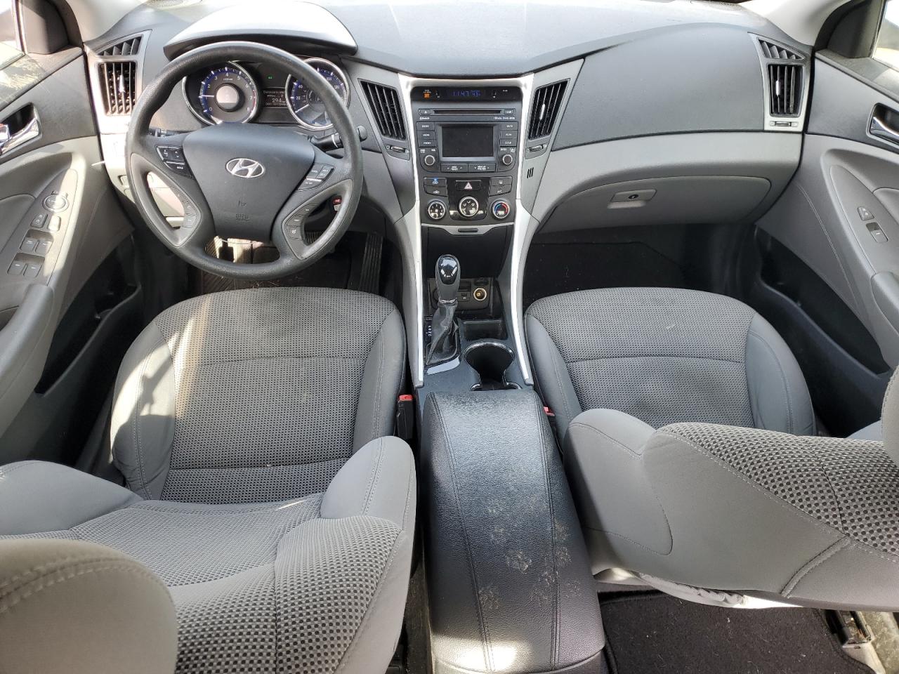 2014 Hyundai Sonata - Image 8