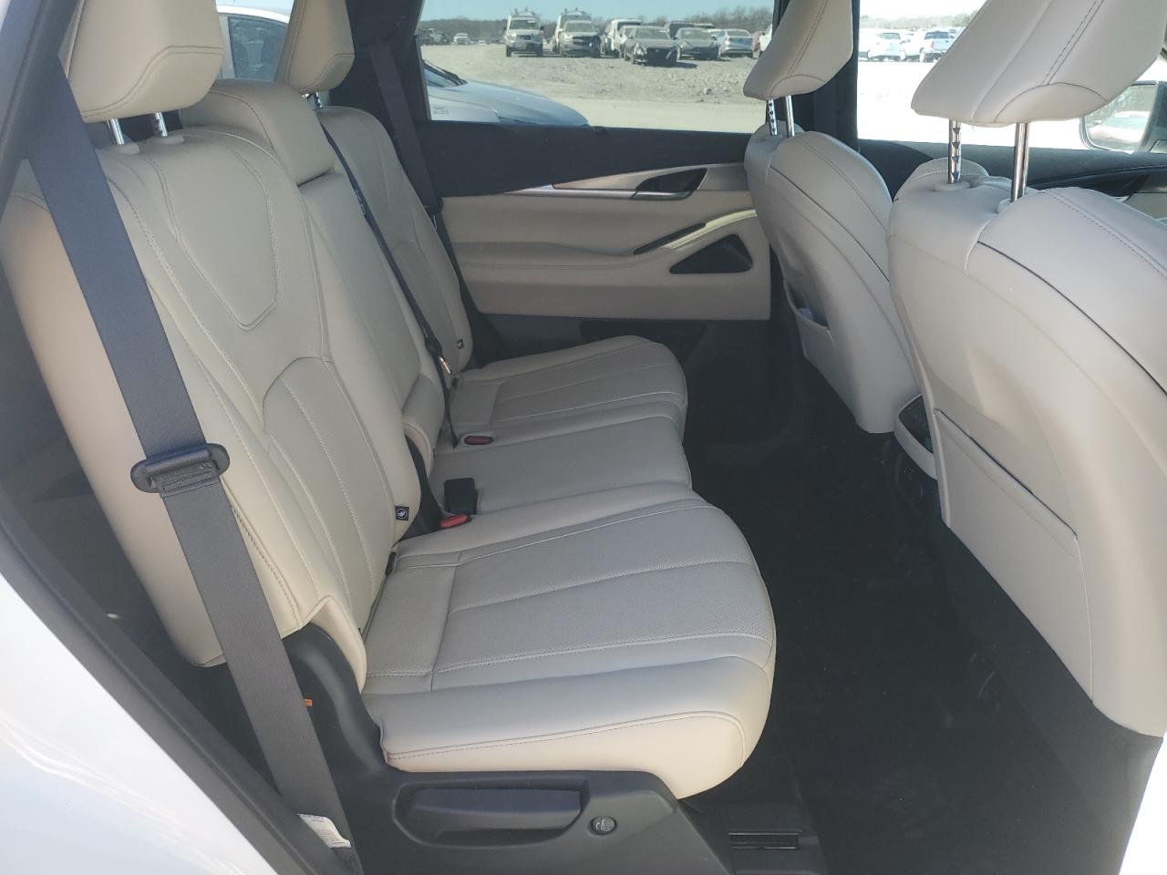 2024 Infiniti QX60 - Image 11