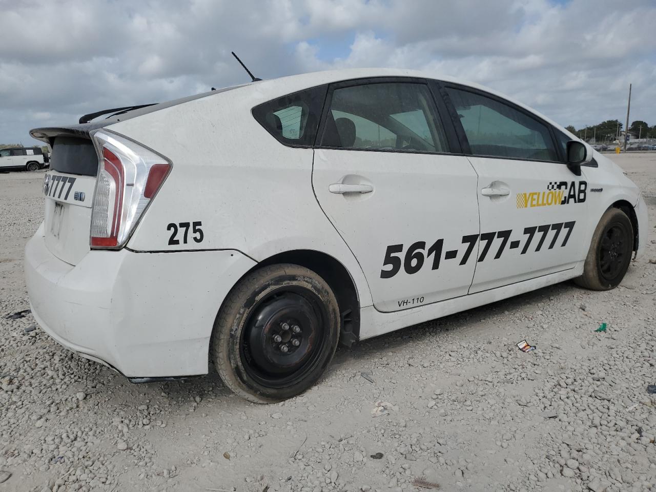 2013 Toyota Prius - Image 3