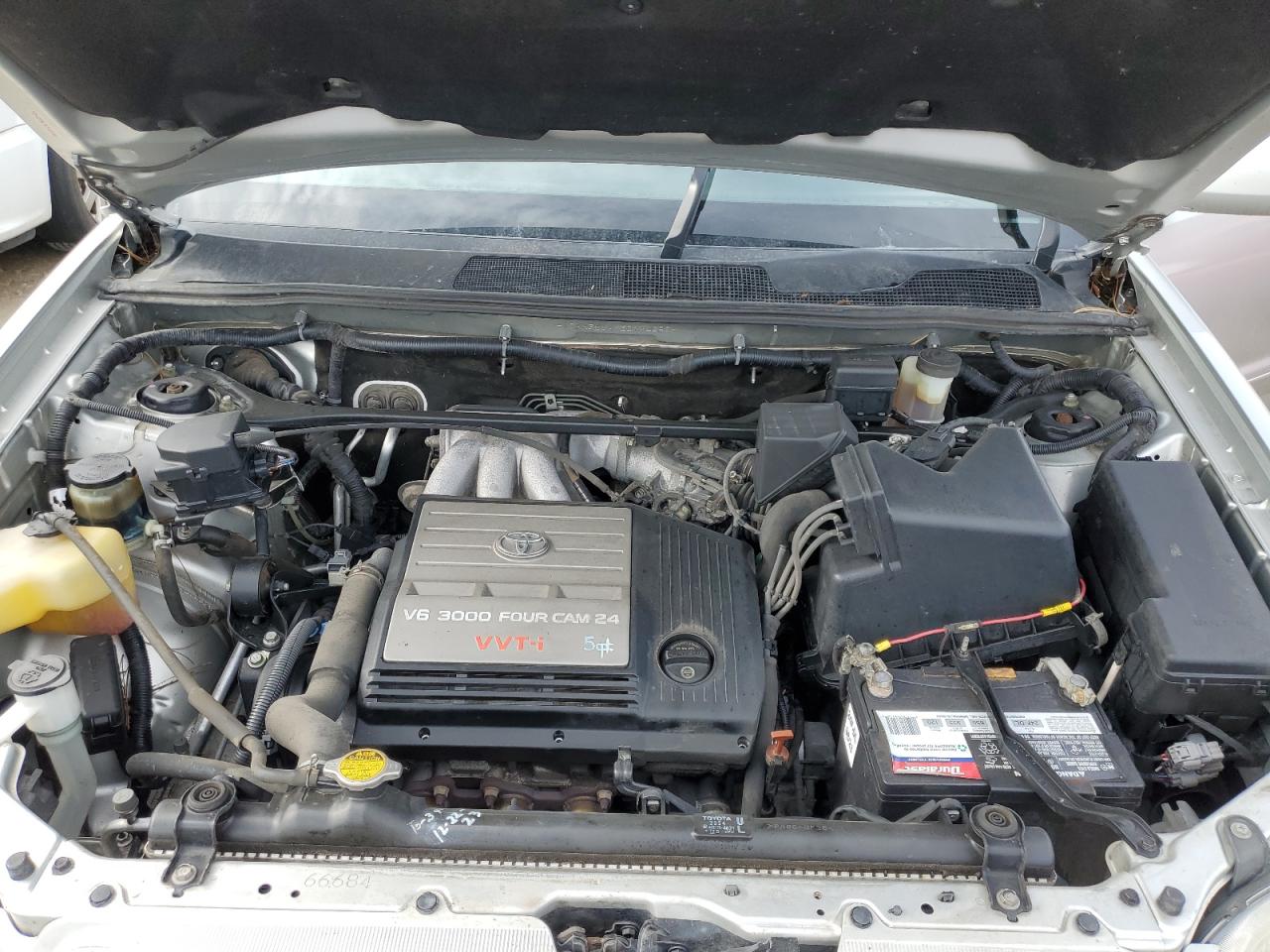 2003 Toyota Highlander - Image 11