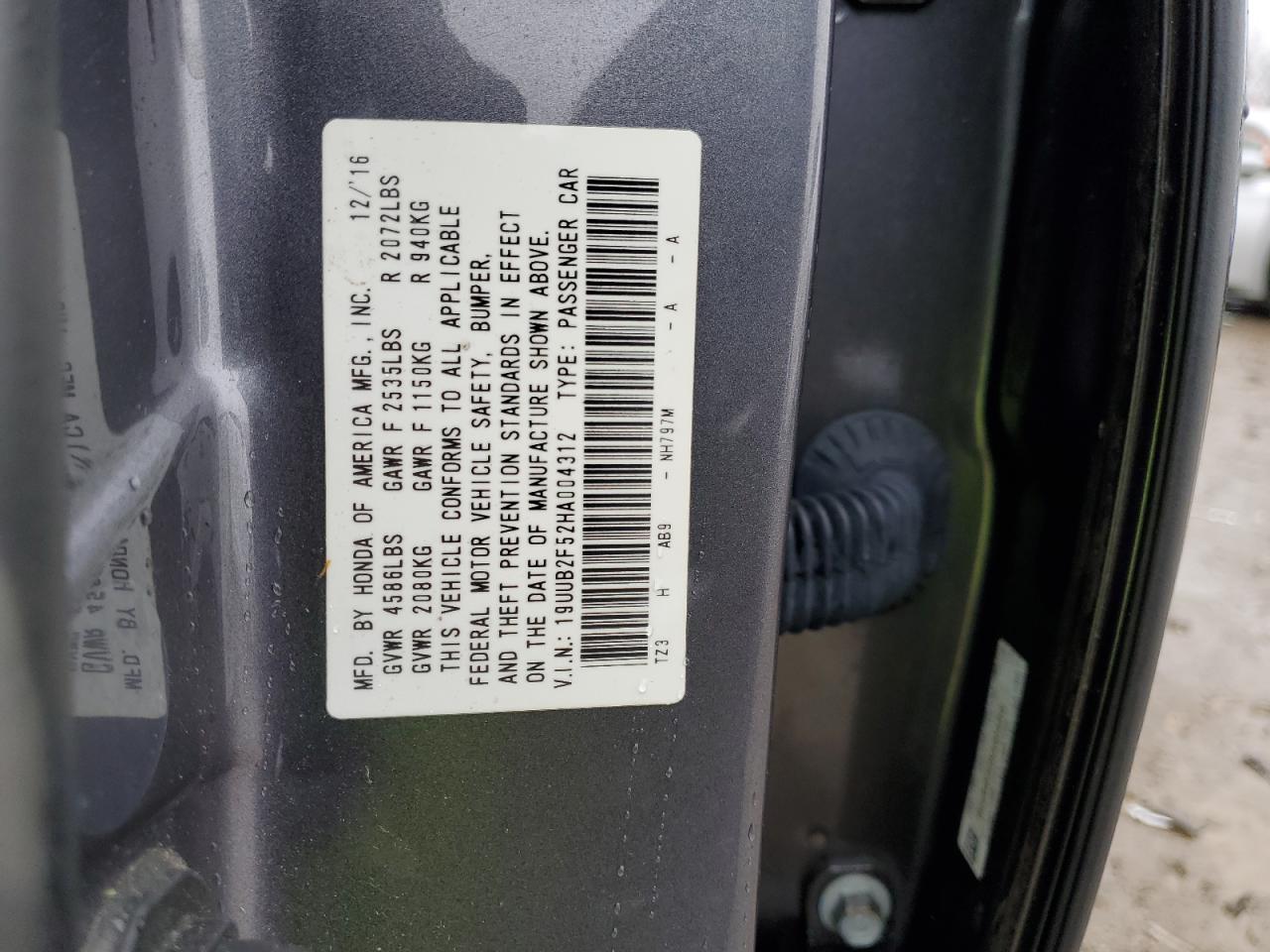 2017 Acura TLX - Image 12