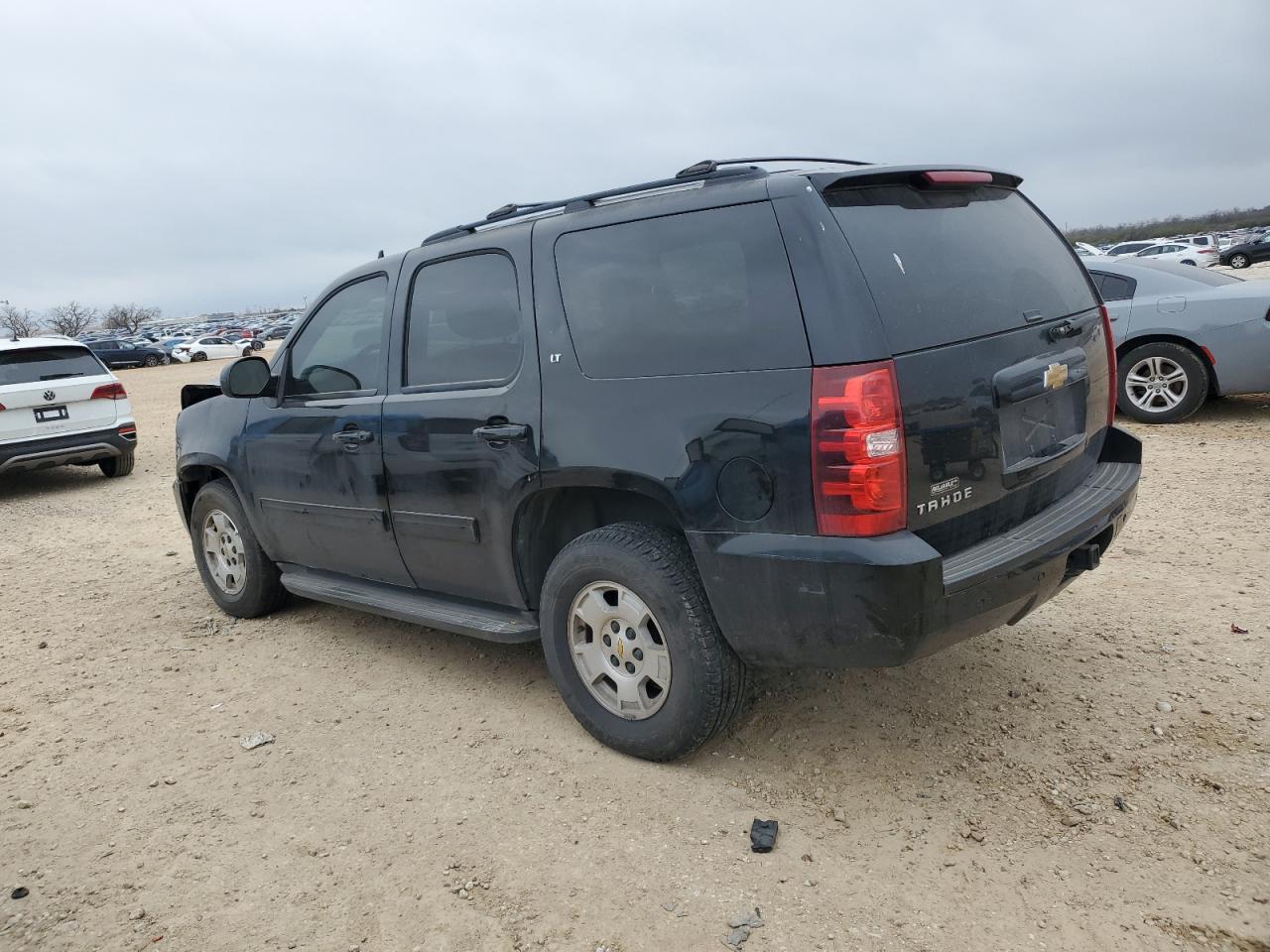 2013 Chevrolet Tahoe - Image 2