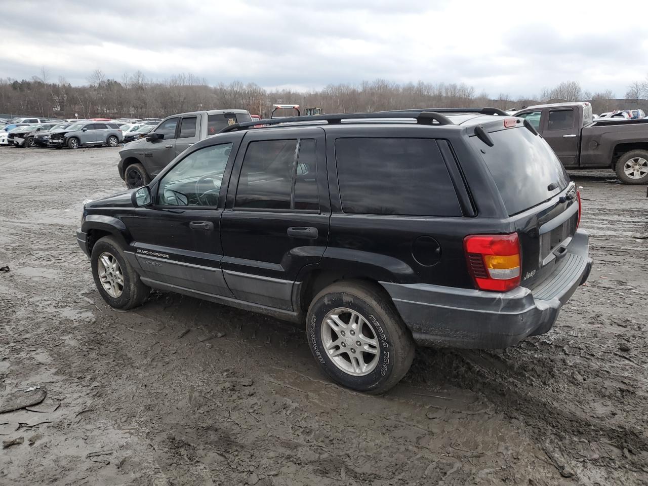 2002 Jeep Grand Cherokee - Image 2