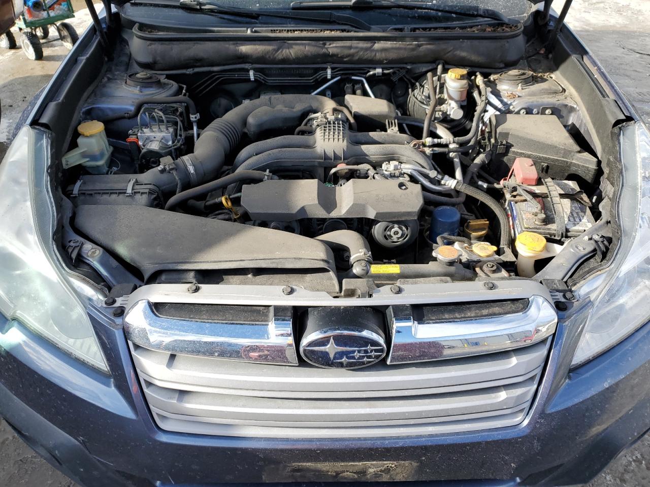 2014 Subaru Outback - Image 12