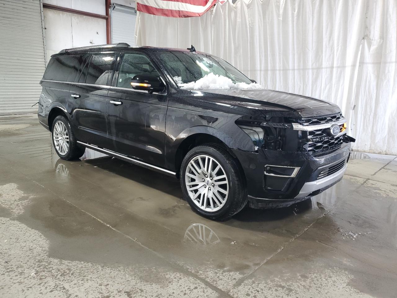 2023 Ford Expedition - Image 4