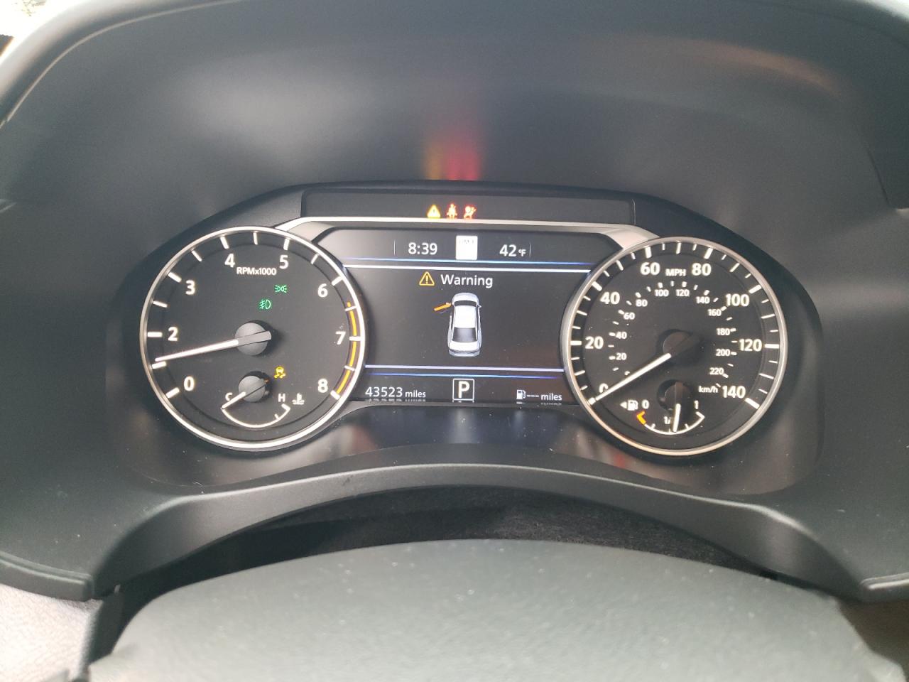 2021 Nissan Altima - Image 9