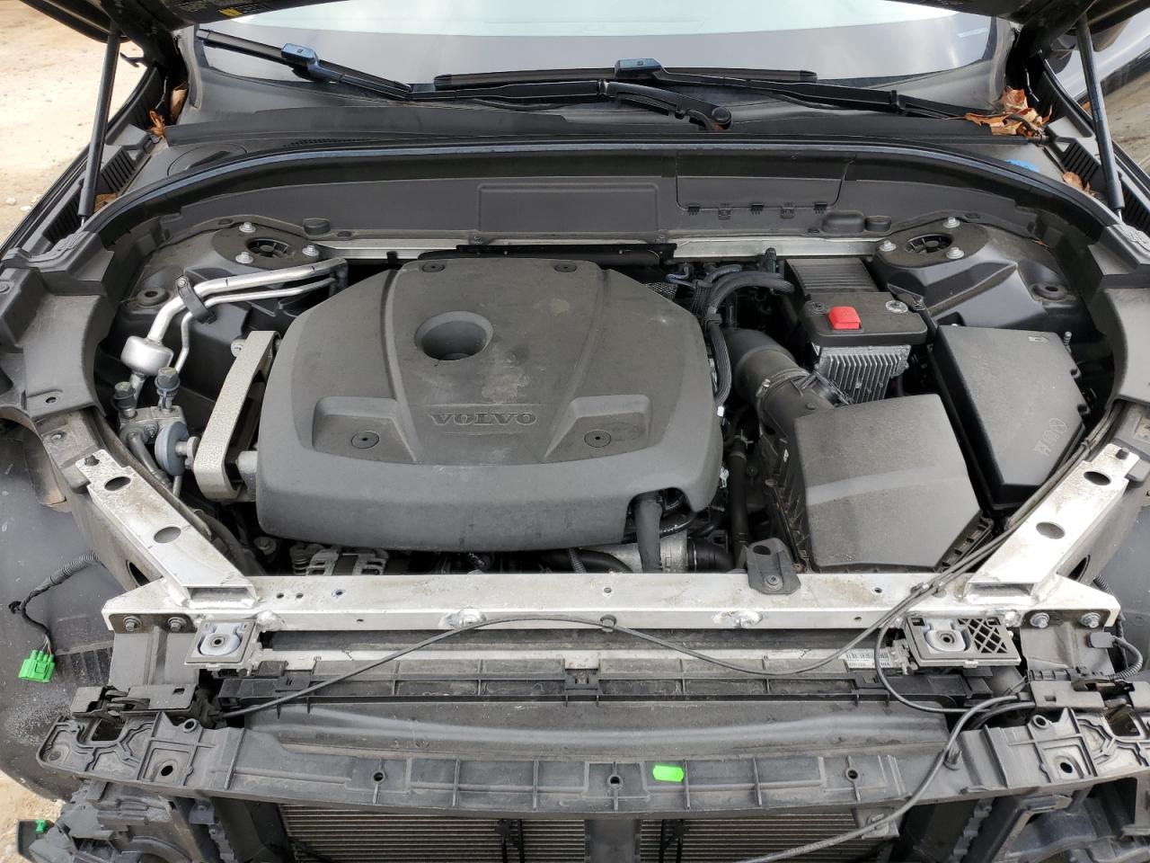 2020 Volvo XC60 - Image 12