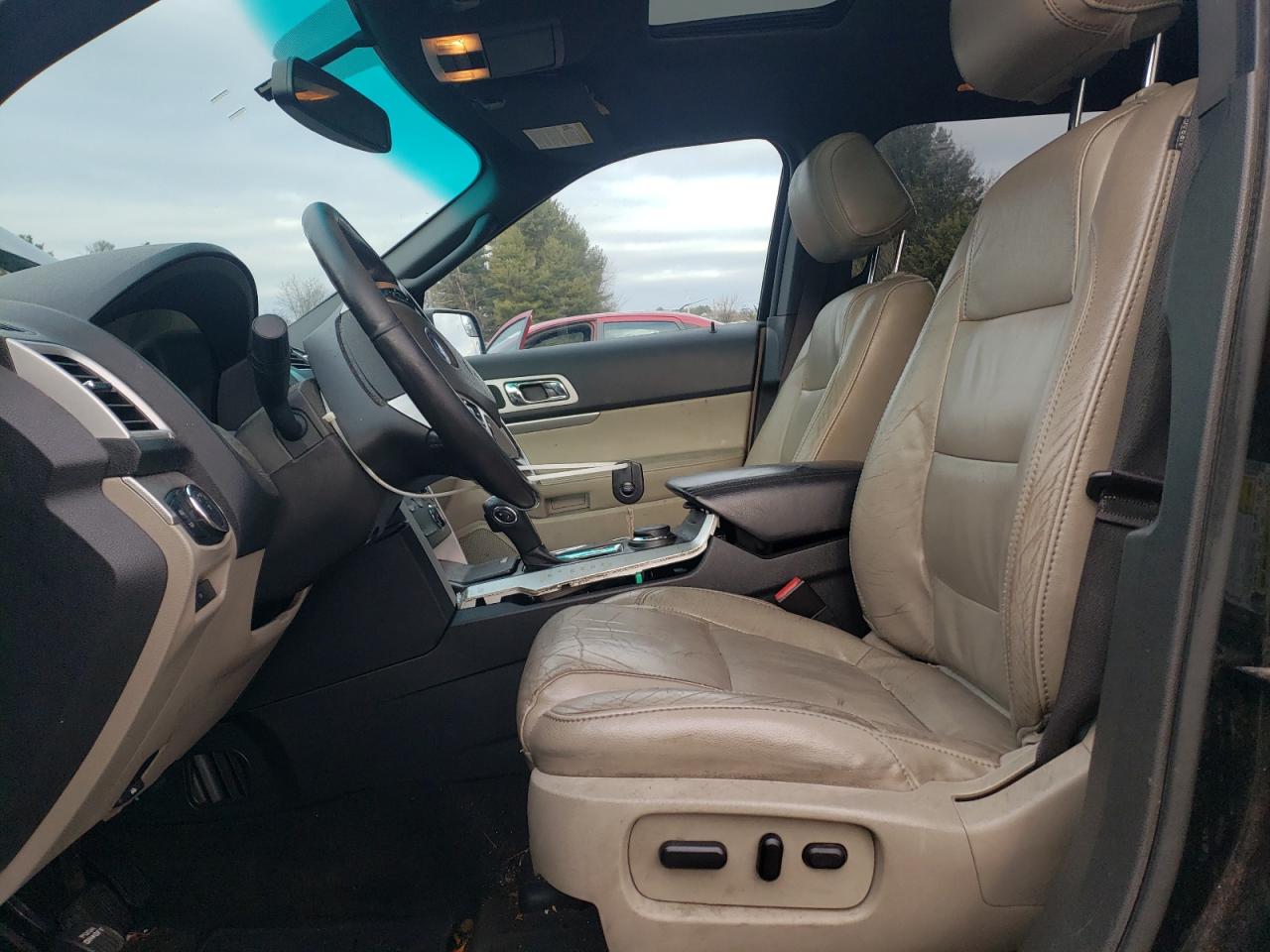 2012 Ford Explorer - Image 7