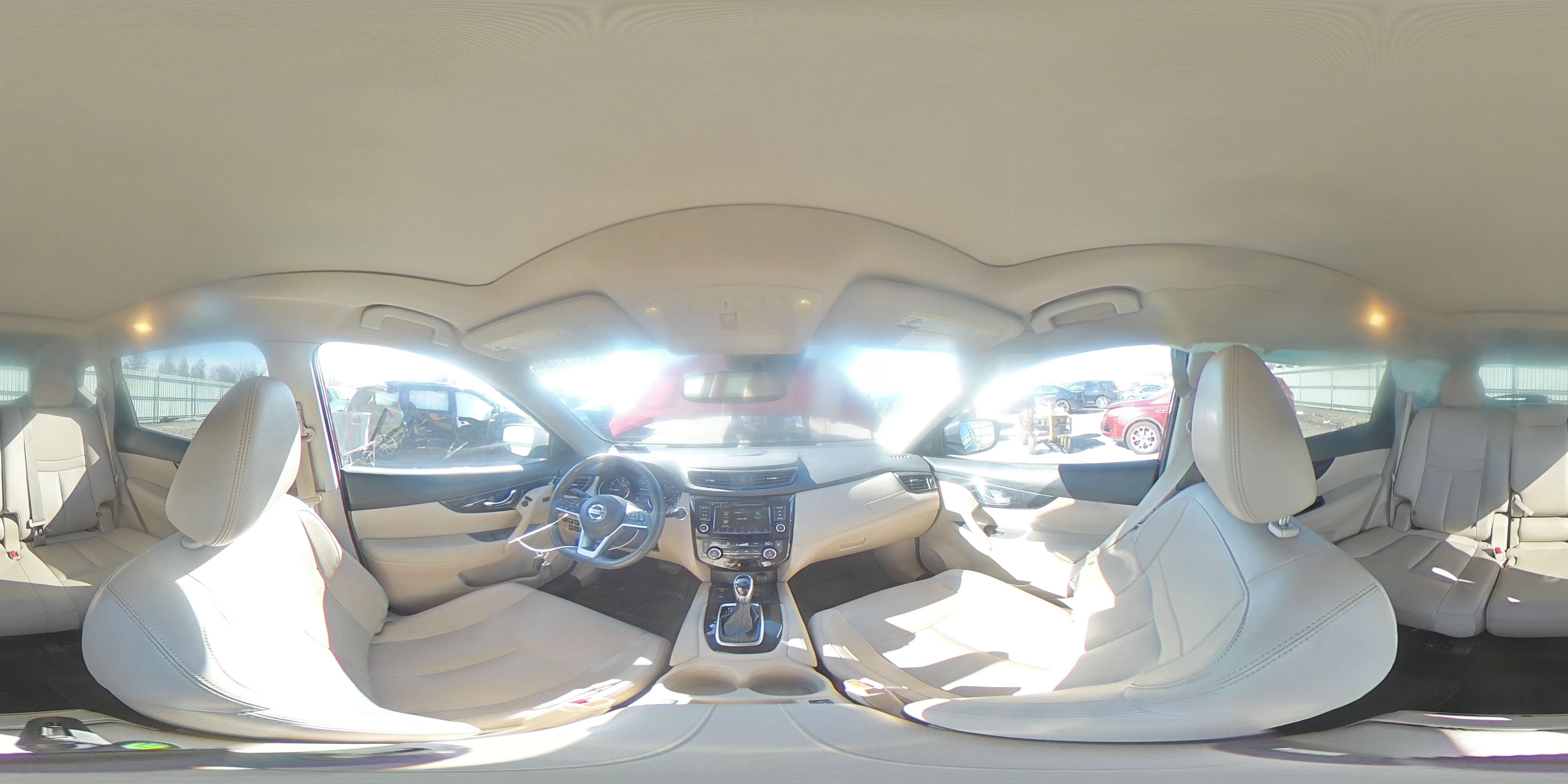2019 Nissan Rogue - Image 13