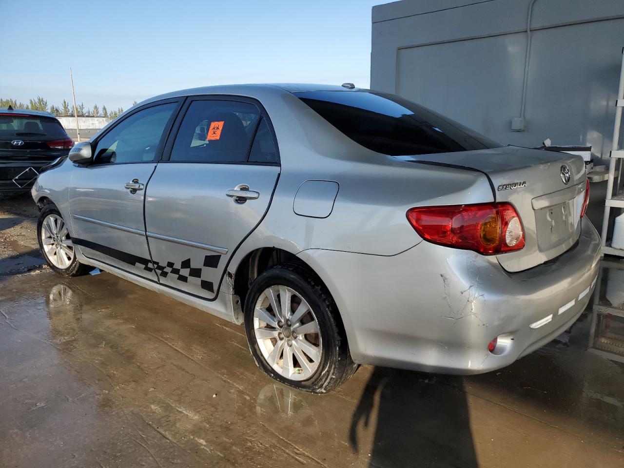 2009 Toyota Corolla - Image 2