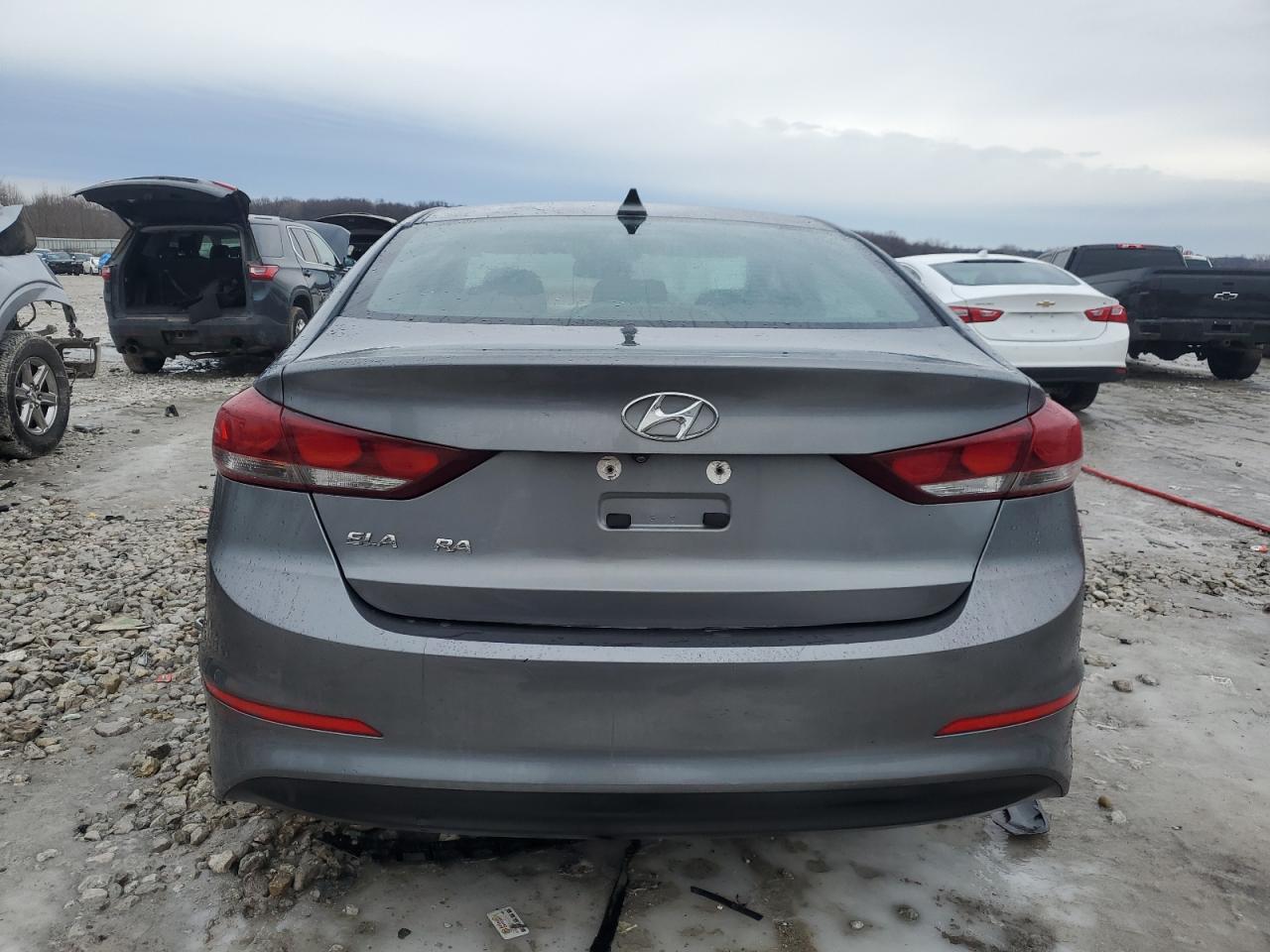 2018 Hyundai Elantra - Image 6