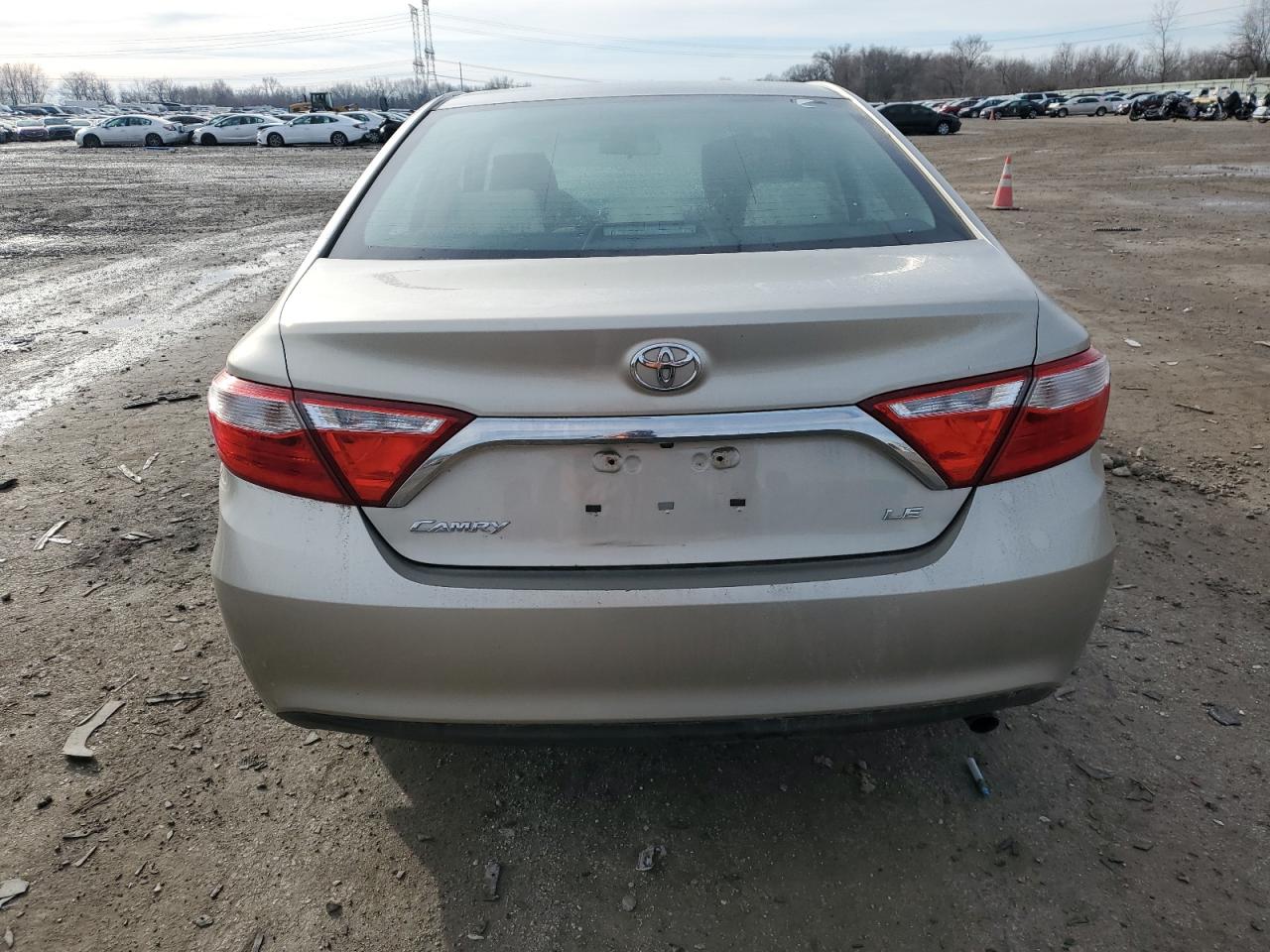 2015 Toyota Camry - Image 6