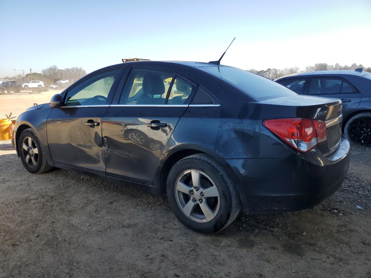 2011 Chevrolet Cruze - Image 2