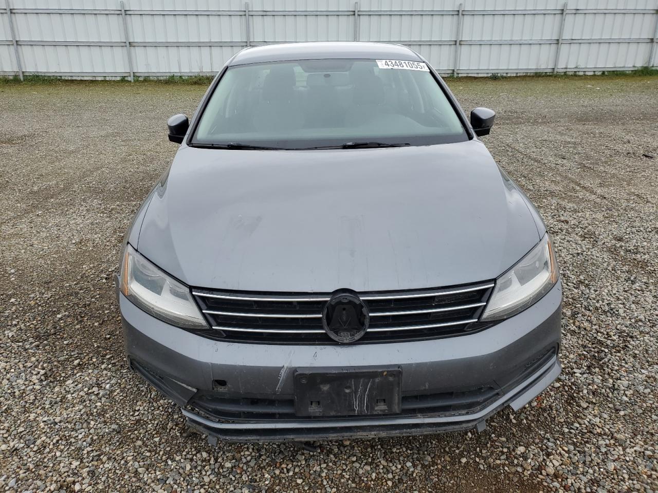 2017 Volkswagen Jetta - Image 5
