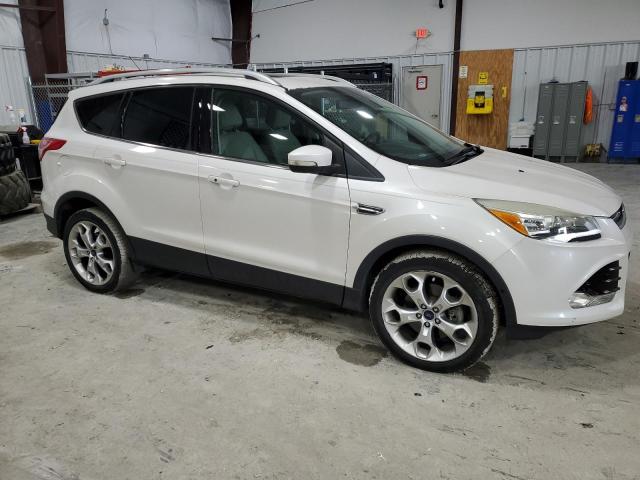  FORD ESCAPE 2016 Белы