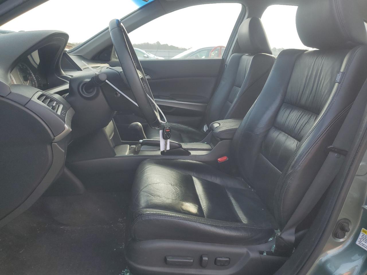 2009 Honda Accord - Image 7