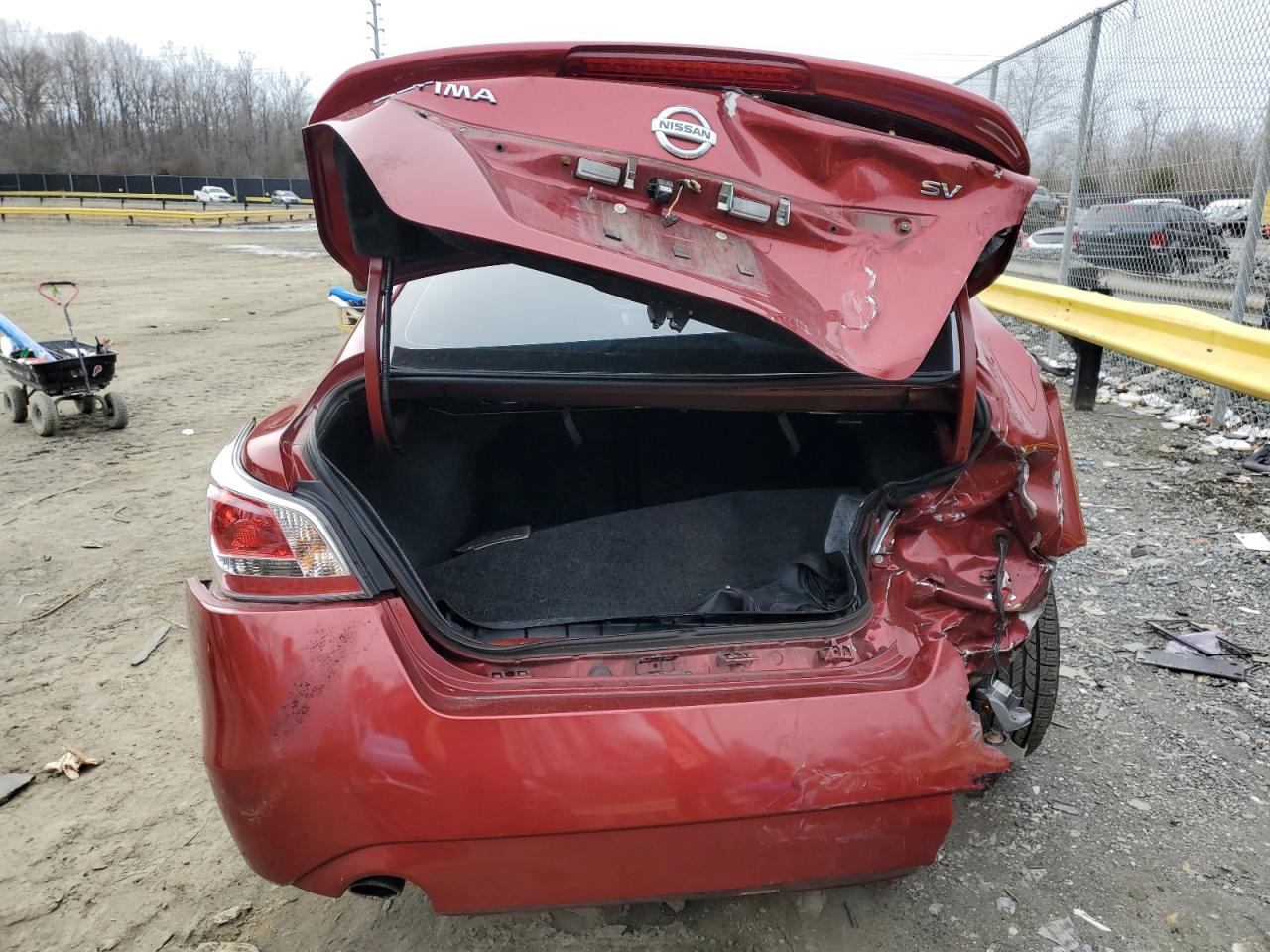 2015 Nissan Altima - Image 6