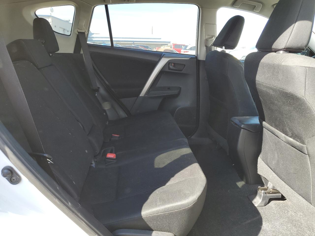 2014 Toyota RAV 4 - Image 12
