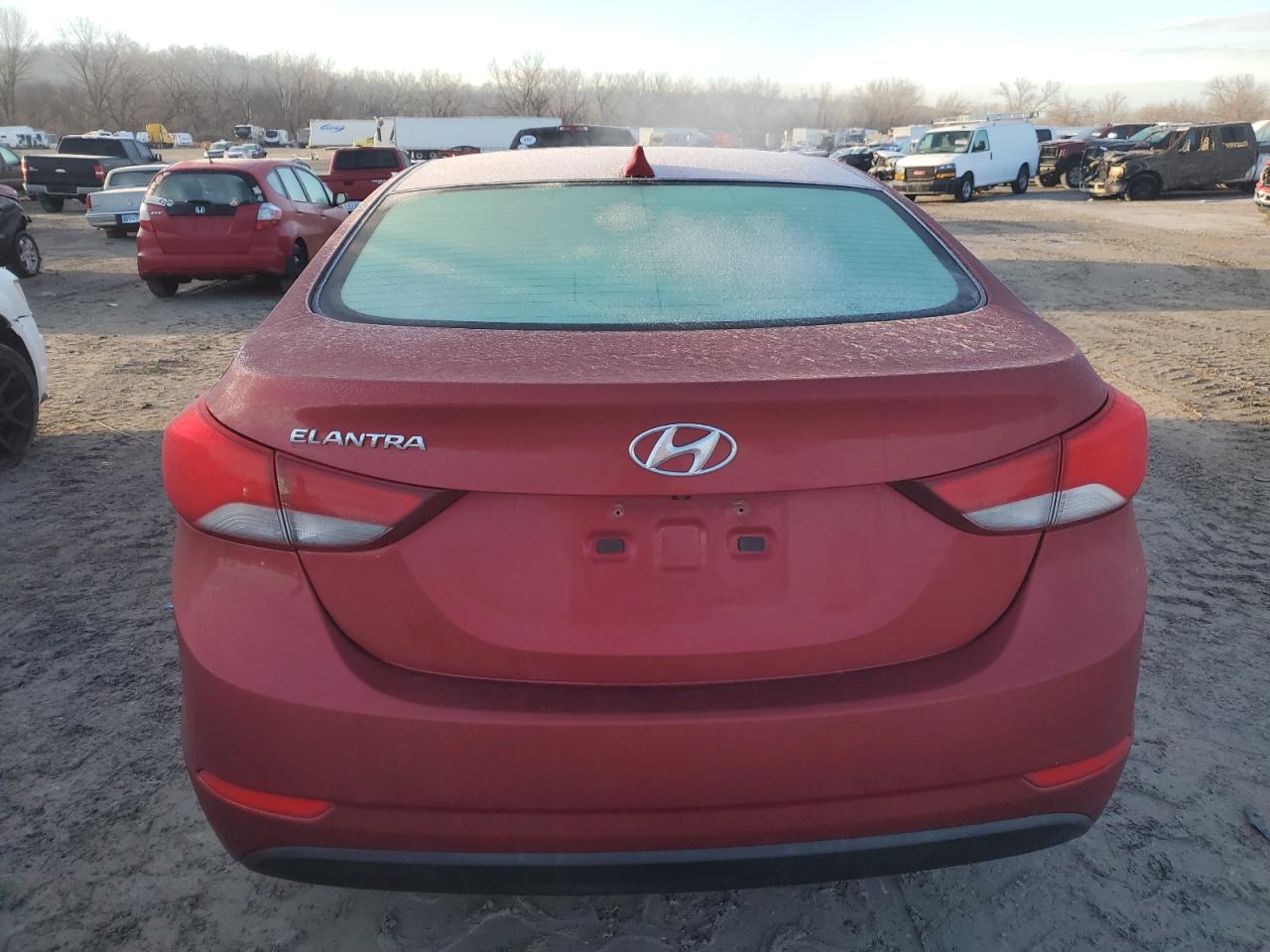 2016 Hyundai Elantra - Image 6