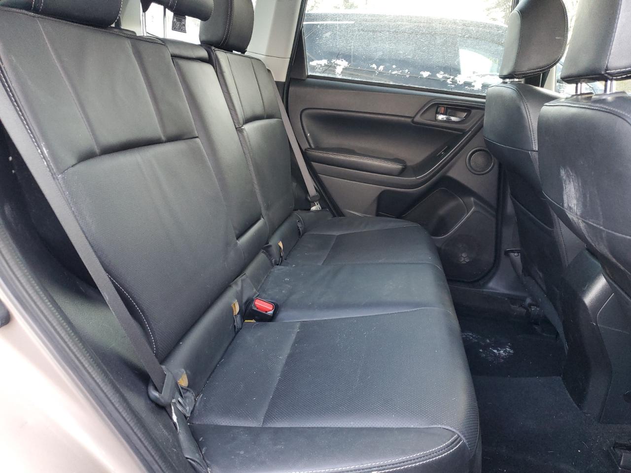 2014 Subaru Forester - Image 10
