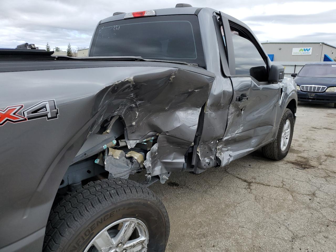 2023 Ford F-150 - Image 10