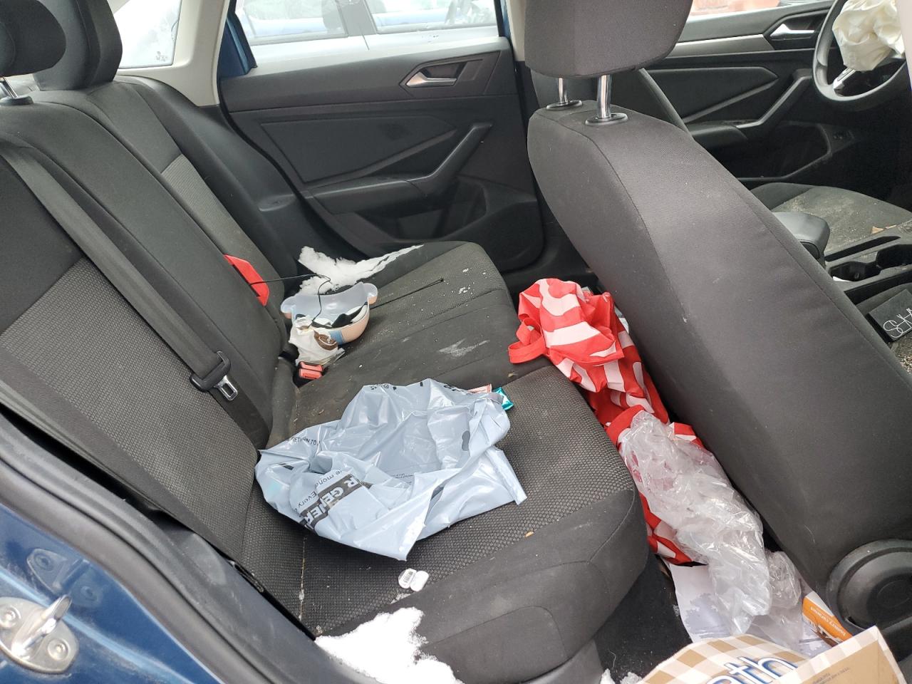 2019 Volkswagen Jetta - Image 10