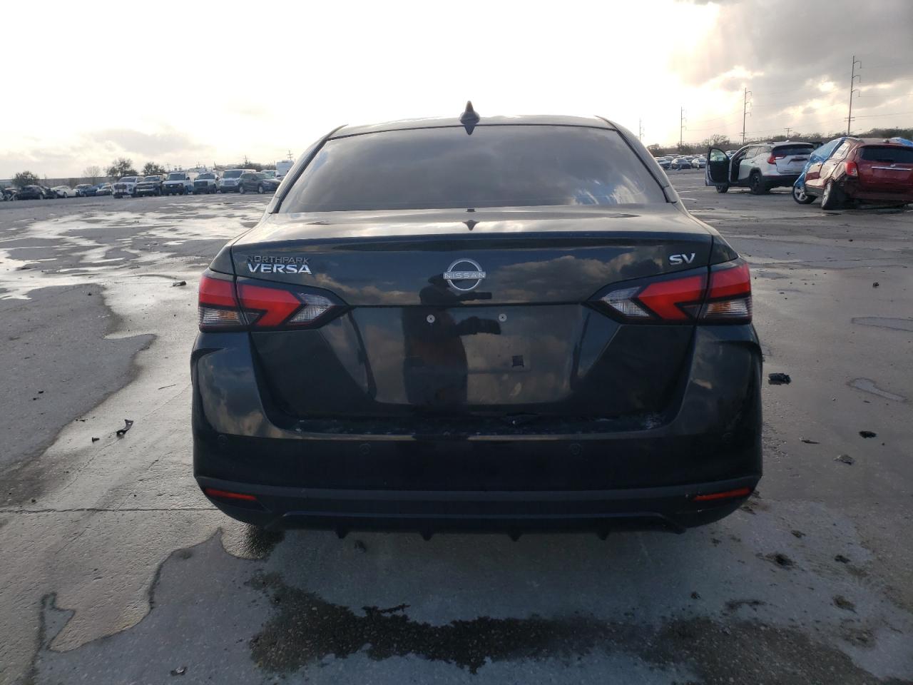 2024 Nissan Versa - Image 6