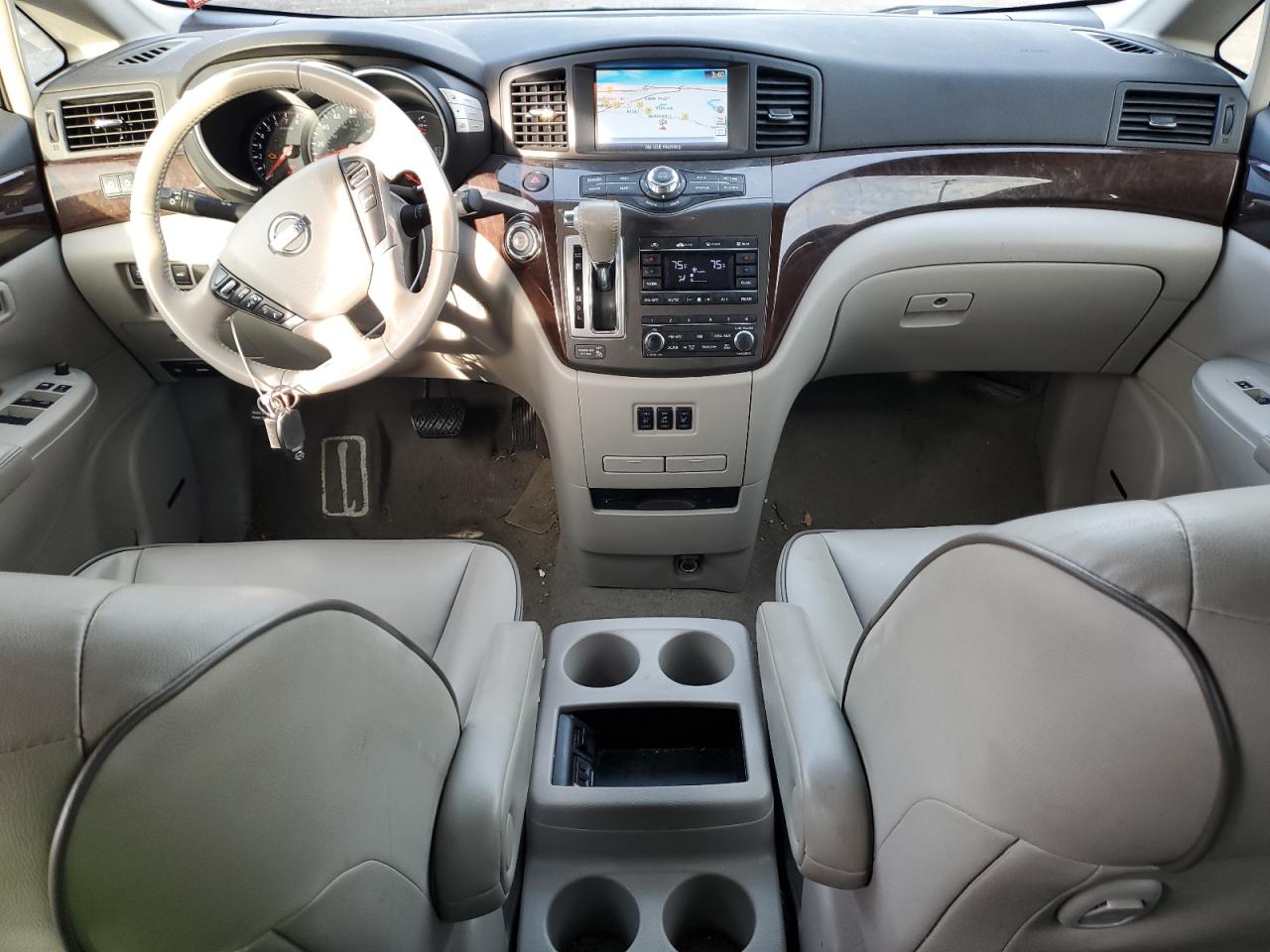 2015 Nissan Quest - Image 8