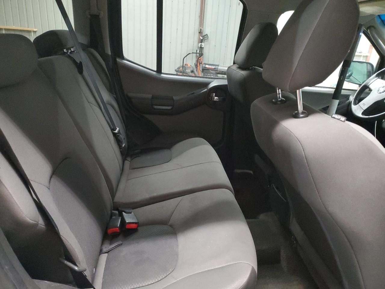 2011 Nissan XTerra - Image 11