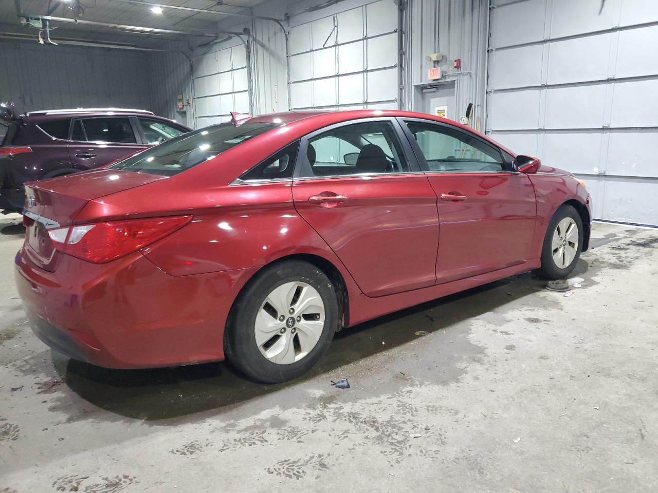 2014 Hyundai Sonata - Image 3