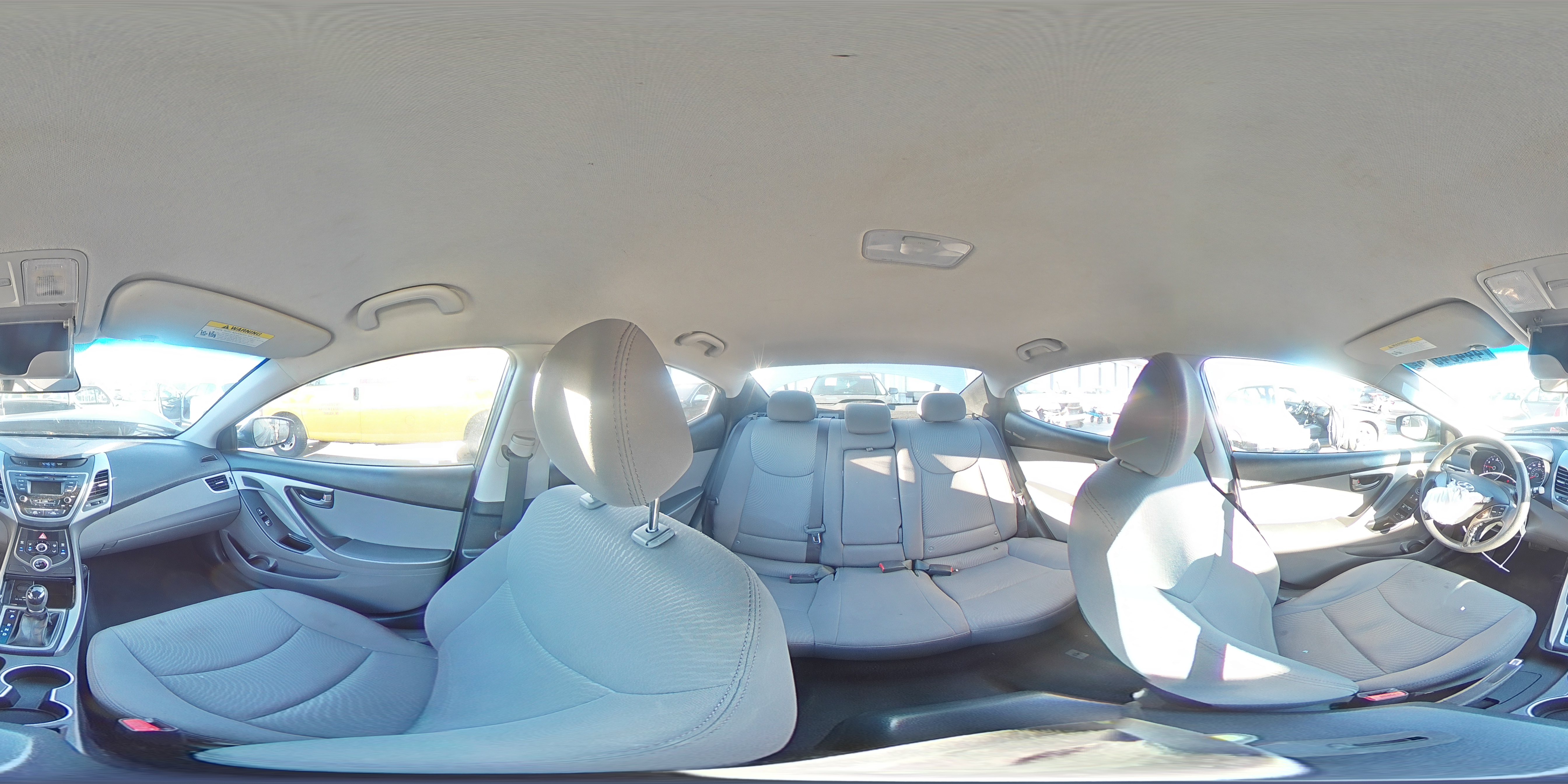 2014 Hyundai Elantra - Image 12