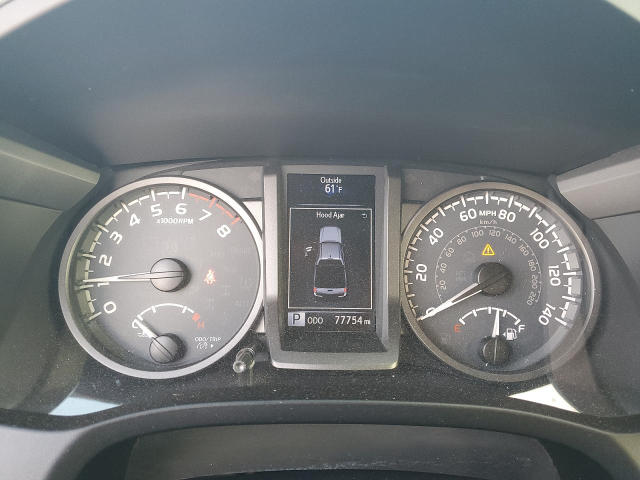 2019 Toyota Tacoma - Image 9