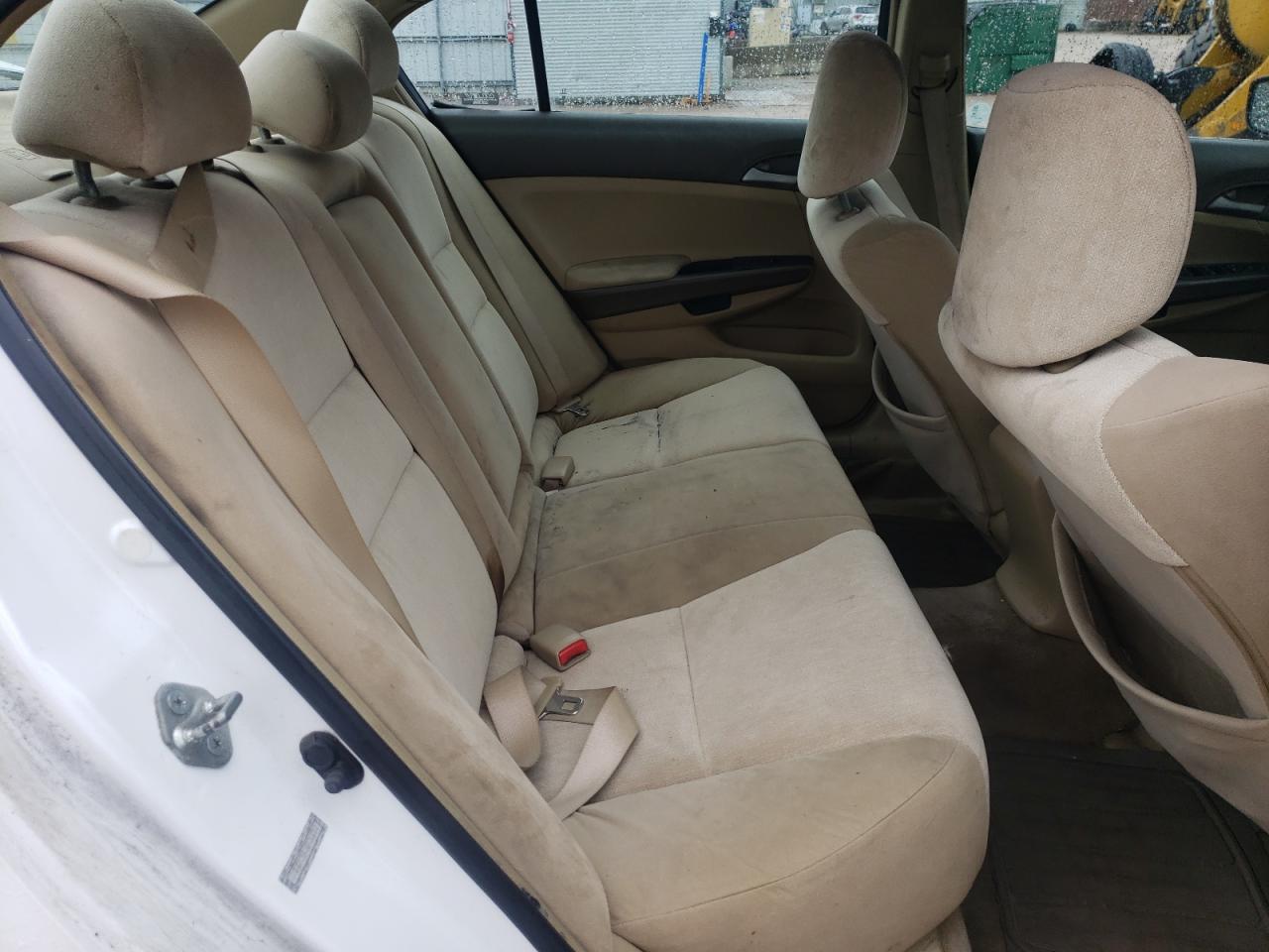 2009 Honda Accord - Image 10