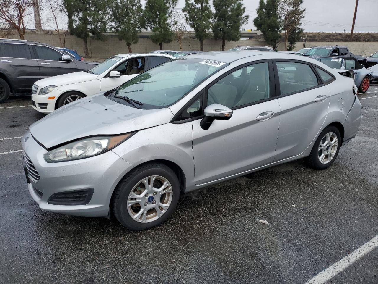 2015 Ford Fiesta - Image 1